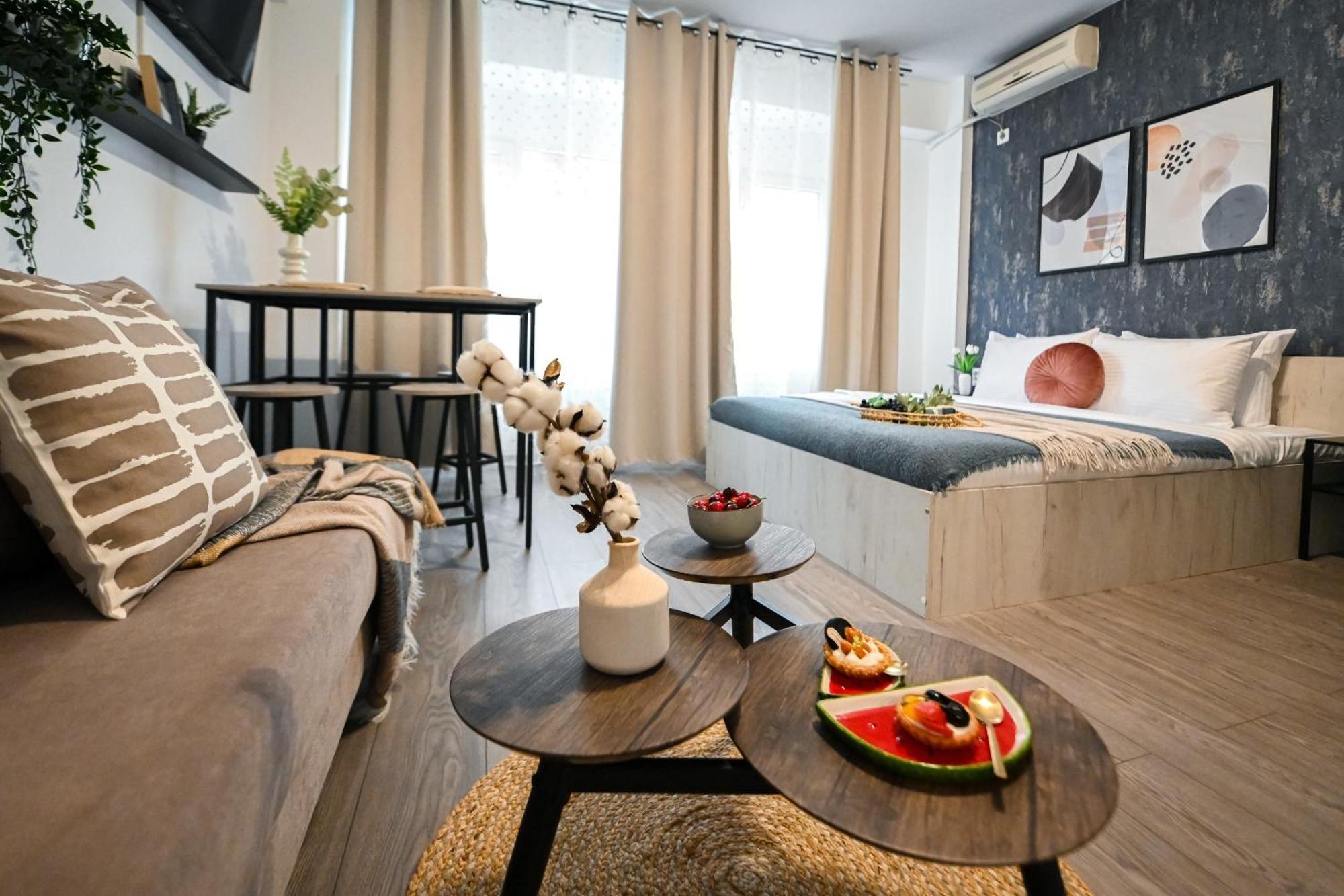 Old Town Charm - Modern & Comfortable Accommodation In The Heart Of The City Bukurešť Exteriér fotografie