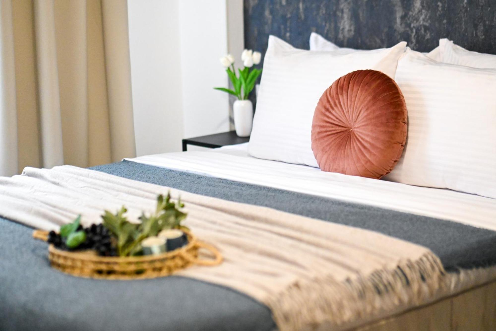 Old Town Charm - Modern & Comfortable Accommodation In The Heart Of The City Bukurešť Exteriér fotografie
